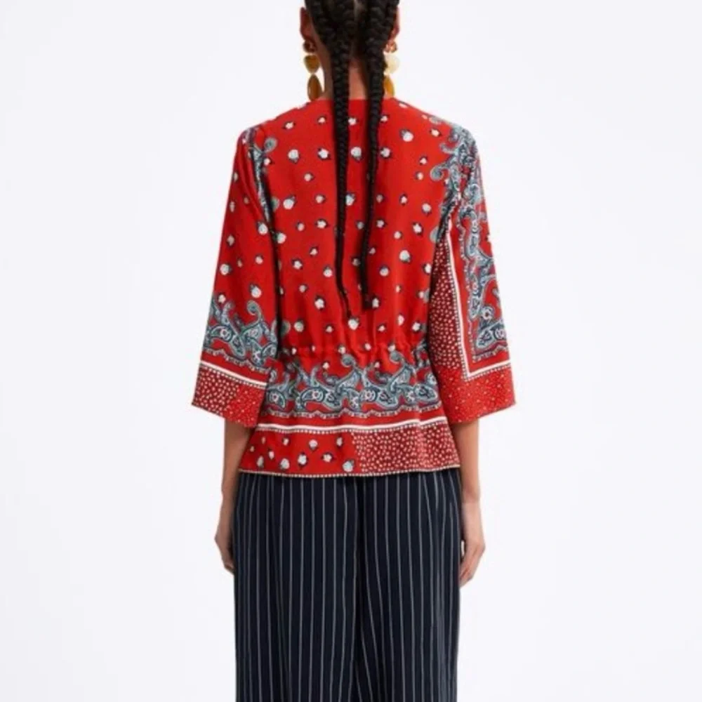 Zara Asymmetric Boho Bandana Paisley Tie Front Top - Picture 5 of 12